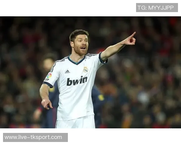 哈维阿隆索退役后新篇章将执教皇马青年队开启教练生涯